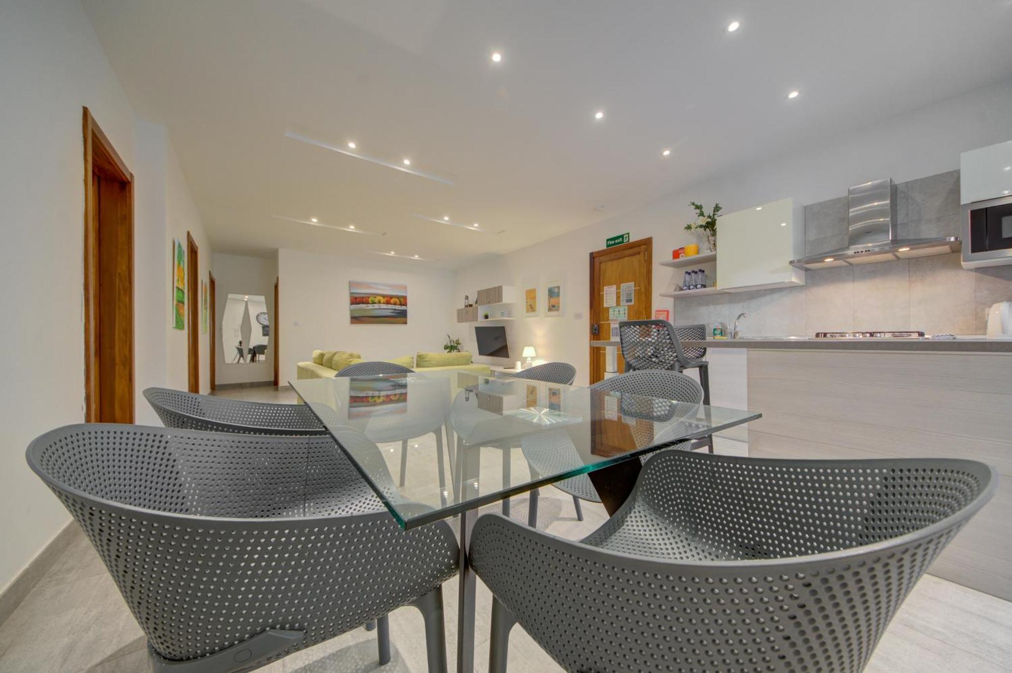 Top Floor Apt With Common Pool Close To All Amenities San Pawl il-Baħar Eksteriør billede