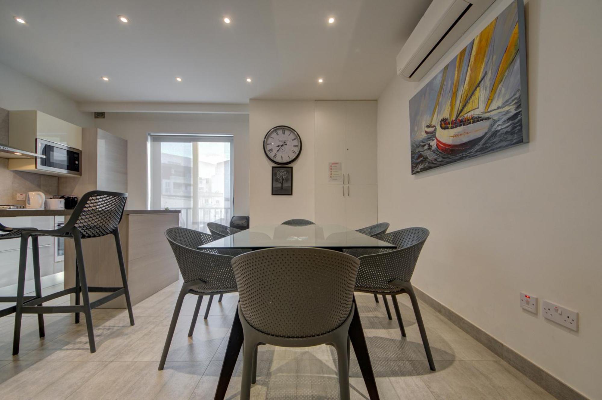 Top Floor Apt With Common Pool Close To All Amenities San Pawl il-Baħar Eksteriør billede