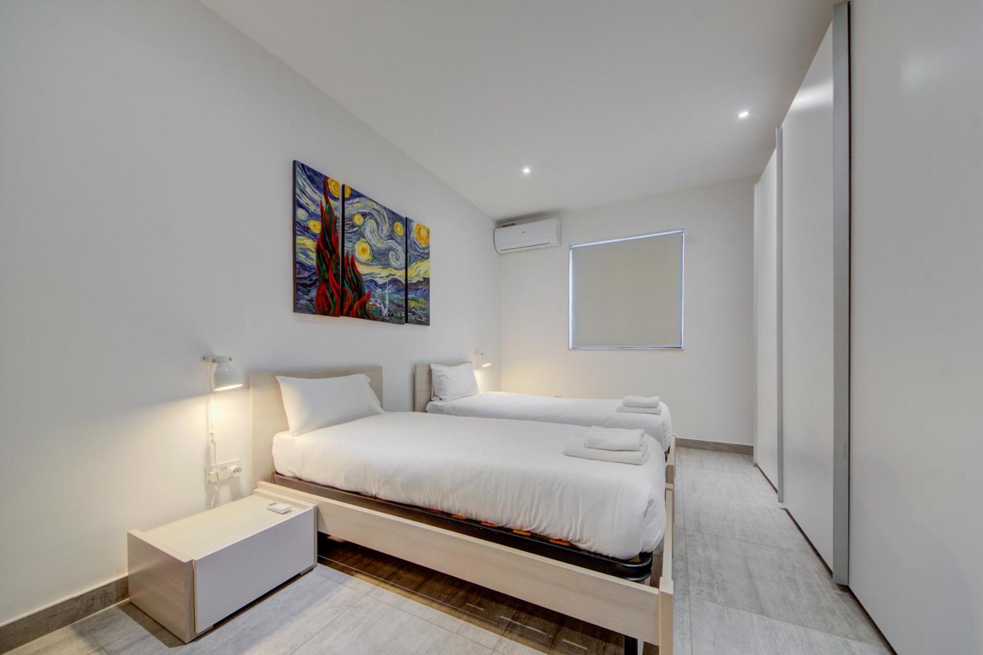 Top Floor Apt With Common Pool Close To All Amenities San Pawl il-Baħar Eksteriør billede