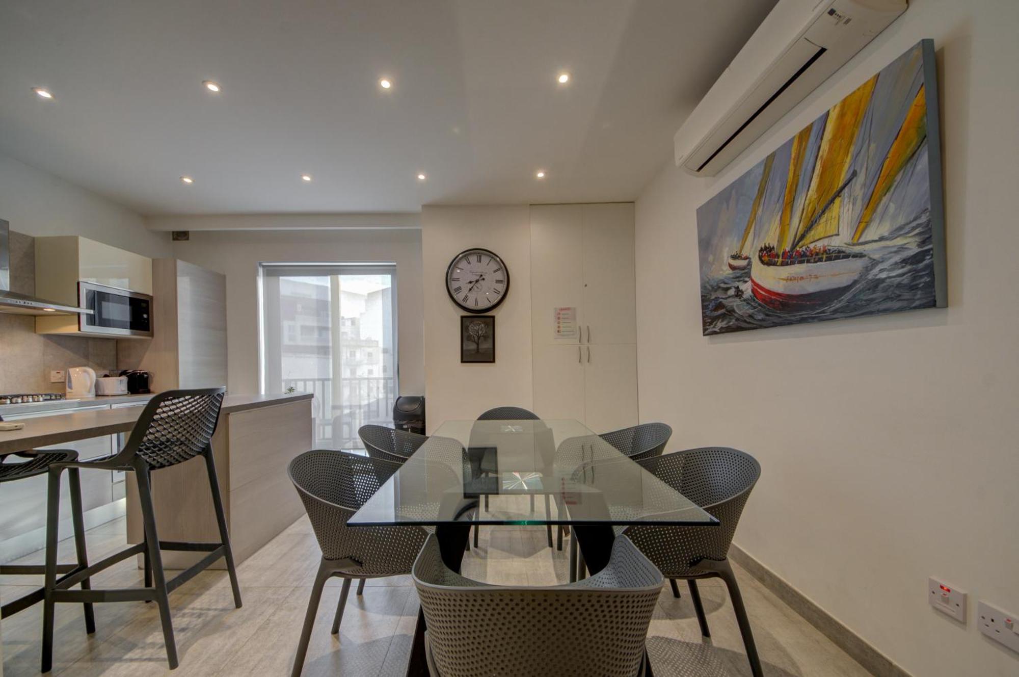 Top Floor Apt With Common Pool Close To All Amenities San Pawl il-Baħar Eksteriør billede