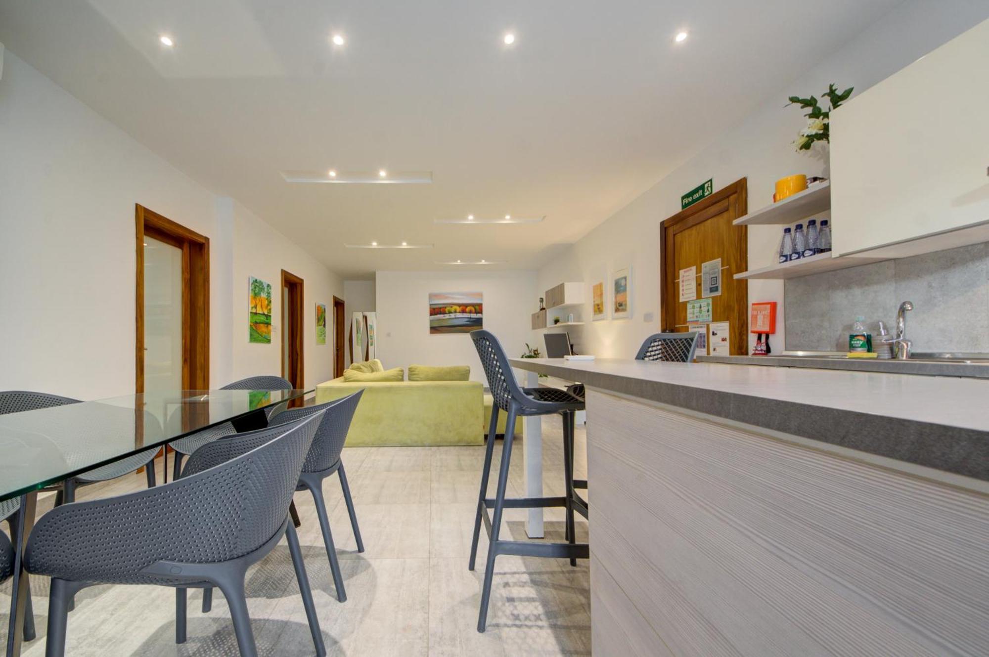 Top Floor Apt With Common Pool Close To All Amenities San Pawl il-Baħar Eksteriør billede